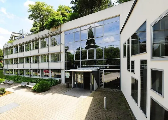 Katholische Akademie Der Erzdioezese *